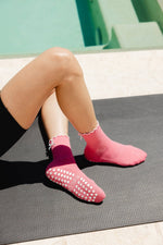 Load image into Gallery viewer, Pilates Girl Bow Grip Socks in Pink
