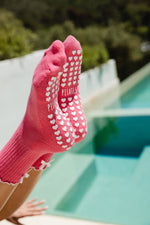 Load image into Gallery viewer, Pilates Girl Bow Grip Socks in Pink
